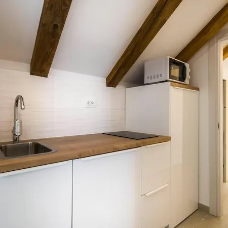 Apartment Mikula And Cvita Stone House
