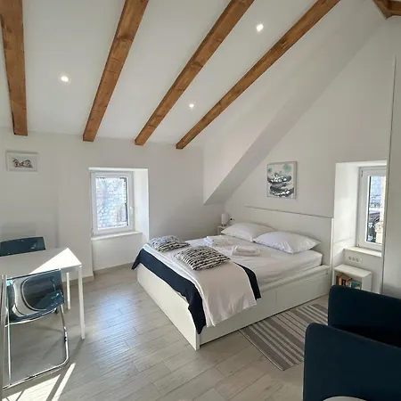 Apartment Mikula And Cvita Stone House Split